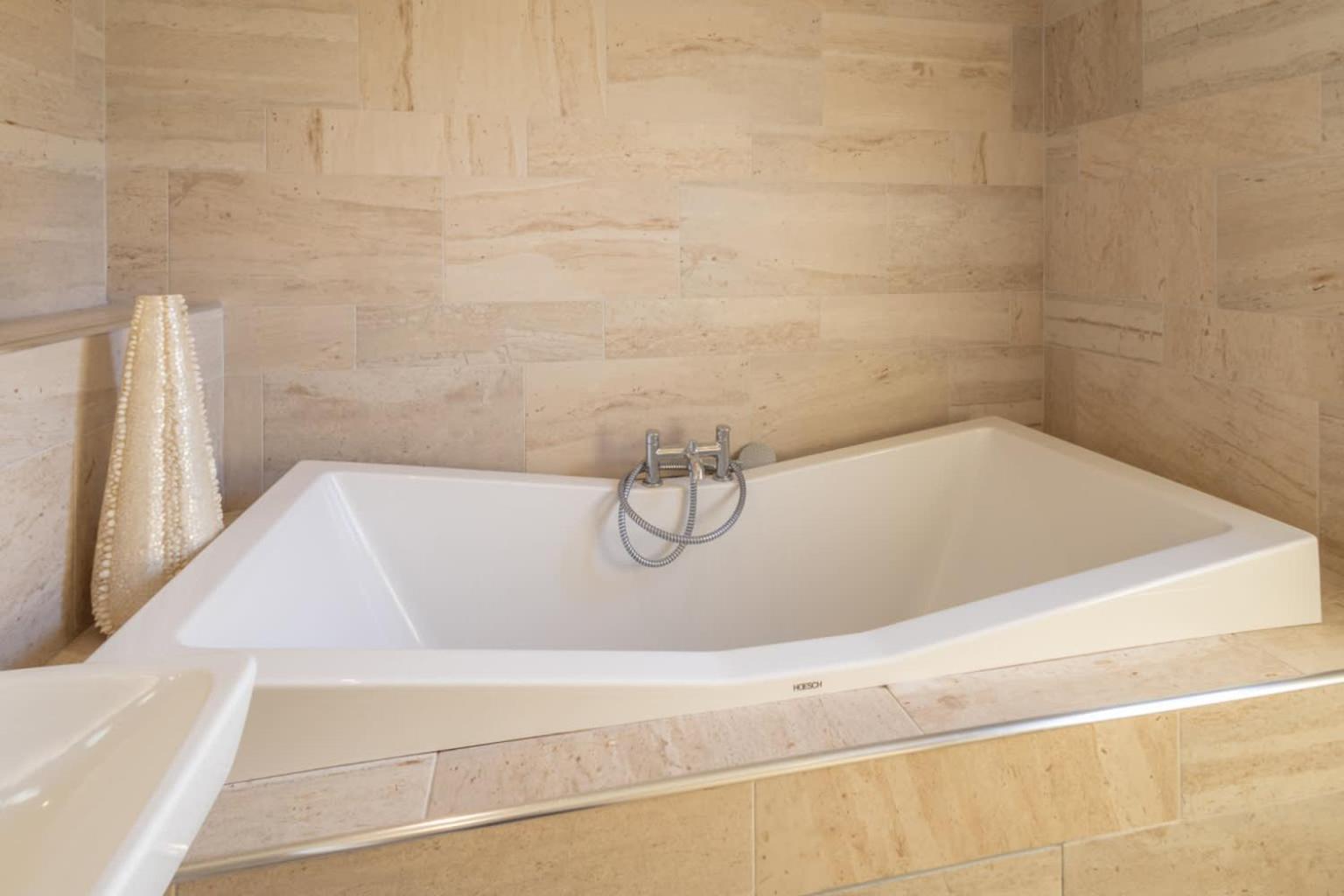 Host & Stay - The Raven Hotel Мач-Венлок Номер фото
